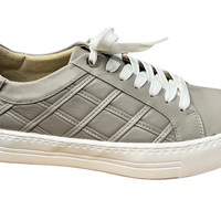 WOMEN'S VANELI YASHI | LIGHT GREY NAPPA