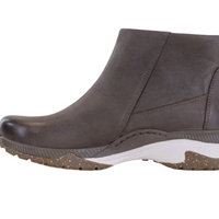 WOMEN'S DANSKO MARGO | MOREL WATERPROOF BURNISHED BOOT