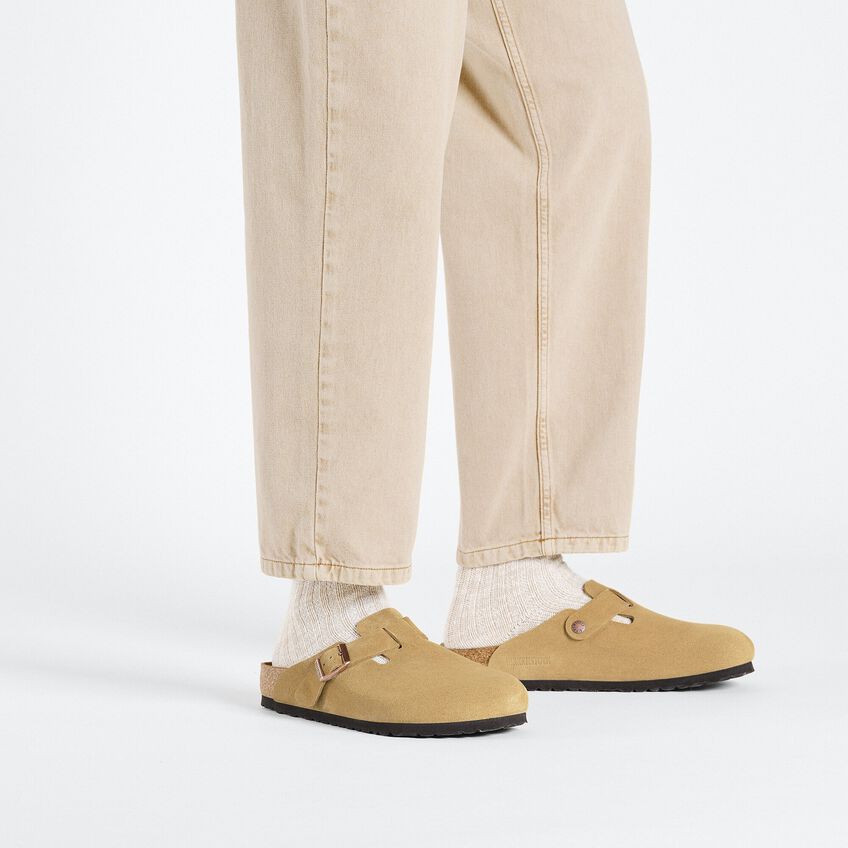 UNISEX BIRKENSTOCK BOSTON CLOG | LATTE CREAM