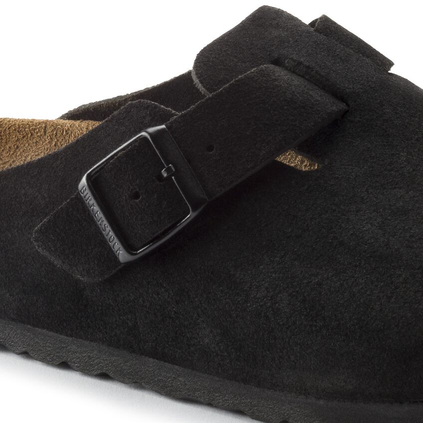 UNISEX BIRKENSTOCK BOSTON SUEDE SOFT FOOTBED | BLACK