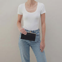 HOBO LAUREN CLUTCH WALLET | BLACK