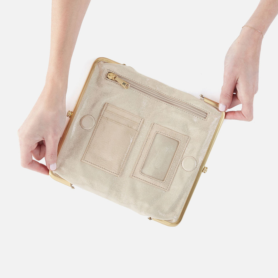 HOBO LAUREN CLUTCH BAG | SANDSHIMMER