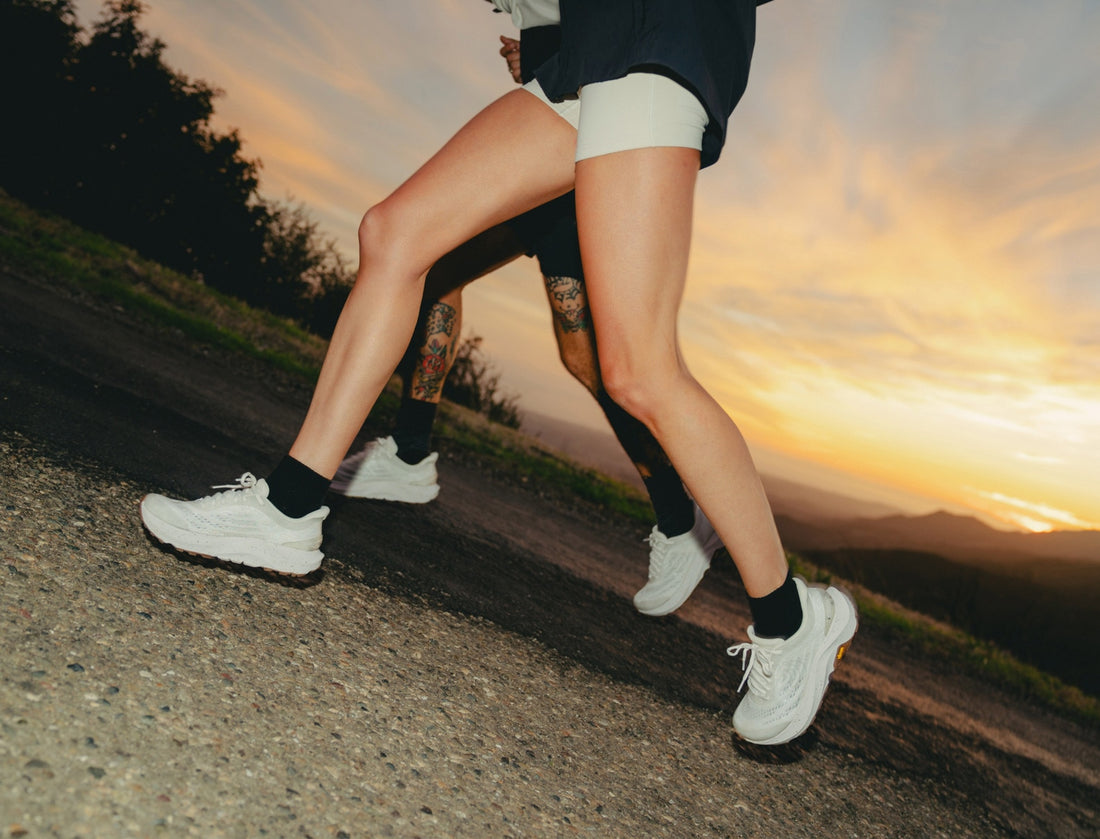 WOMEN'S TOPO ULTRAVENTURE 4 | SALT / NATURAL