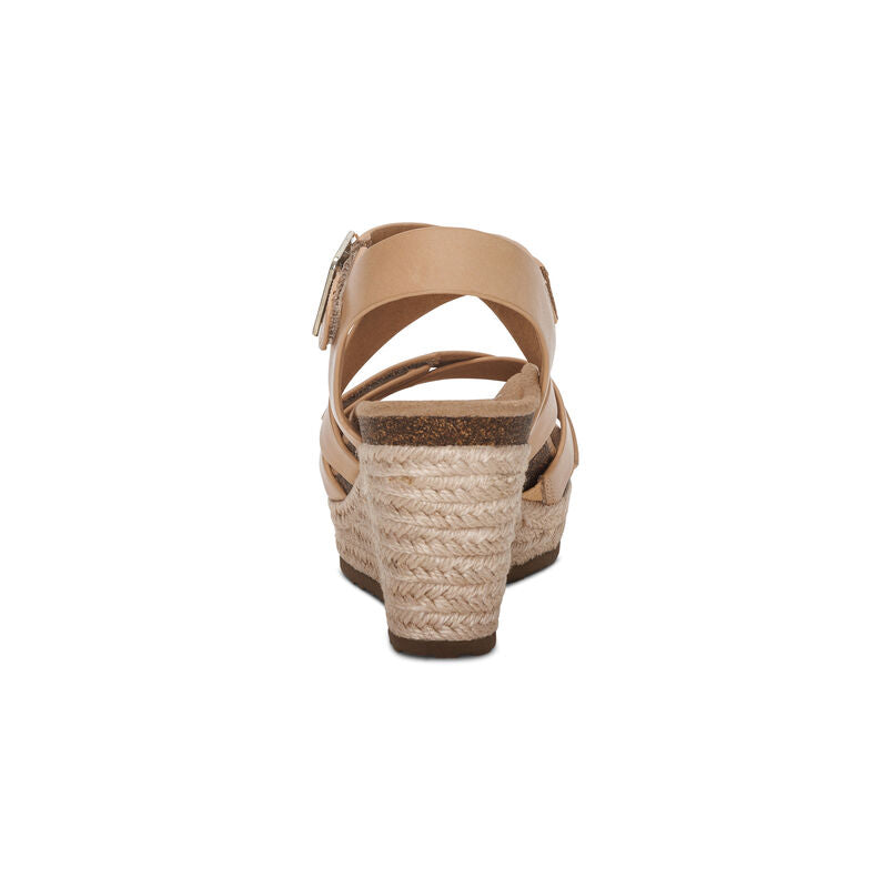 WOMEN'S AETREX ANNA ARCH SUPPORT WEDGE SANDAL | SAND