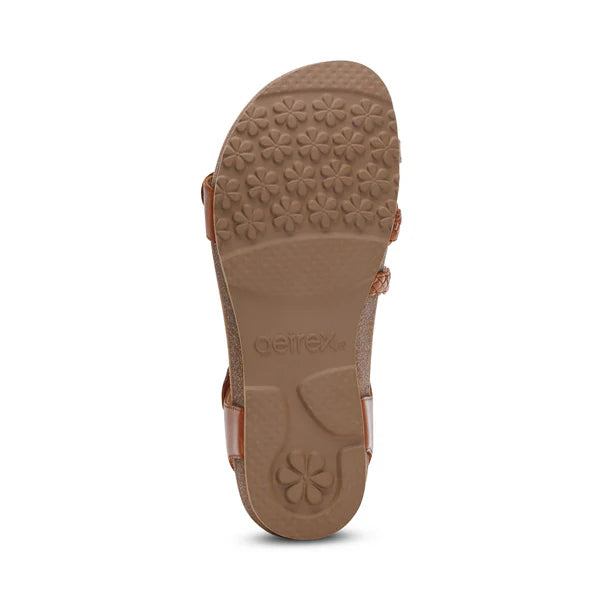 WOMEN'S AETREX JILLIAN BRAIDED QUARTER STRAP SANDAL | COGNAC