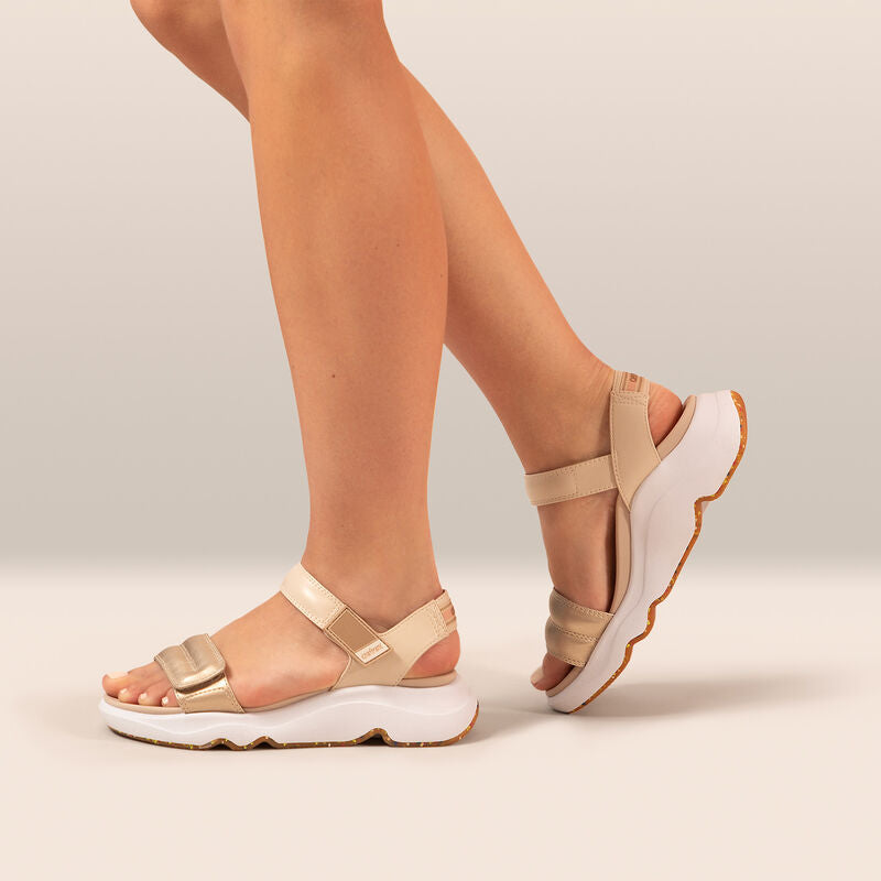 WOMEN'S AETREX WHIT SPORT SANDAL | CHAMPAGNE