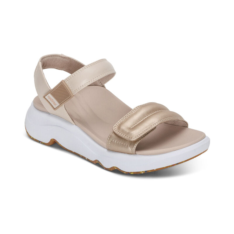 WOMEN'S AETREX WHIT SPORT SANDAL | CHAMPAGNE