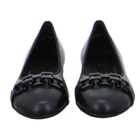 WOMEN'S ARA SCOUT BALLET FLAT CHAIN | BLACK LEATHER