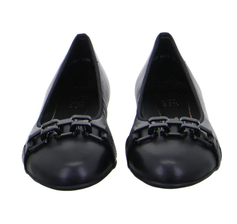 WOMEN'S ARA SCOUT BALLET FLAT CHAIN | BLACK LEATHER