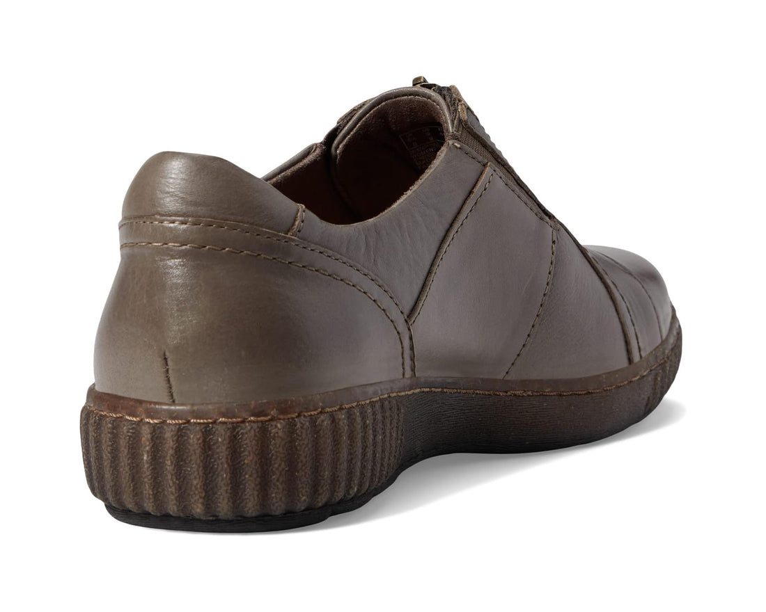 WOMEN'S CLARKS MAGNOLIA ZIP | DARK TAUPE