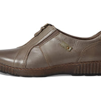 WOMEN'S CLARKS MAGNOLIA ZIP | DARK TAUPE