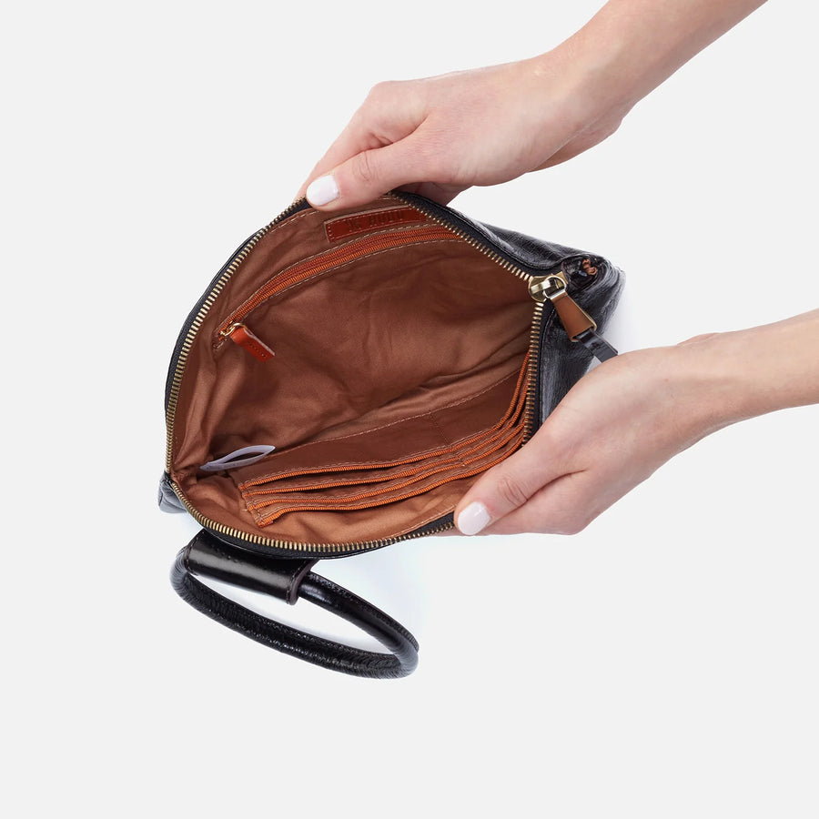 WOMEN'S HOBO SABLE WRISTLET | BLACK POLISHED LEATHER