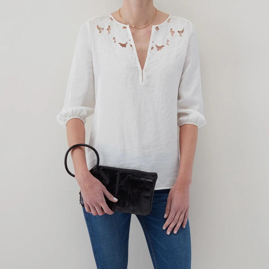 WOMEN'S HOBO SABLE WRISTLET | BLACK POLISHED LEATHER