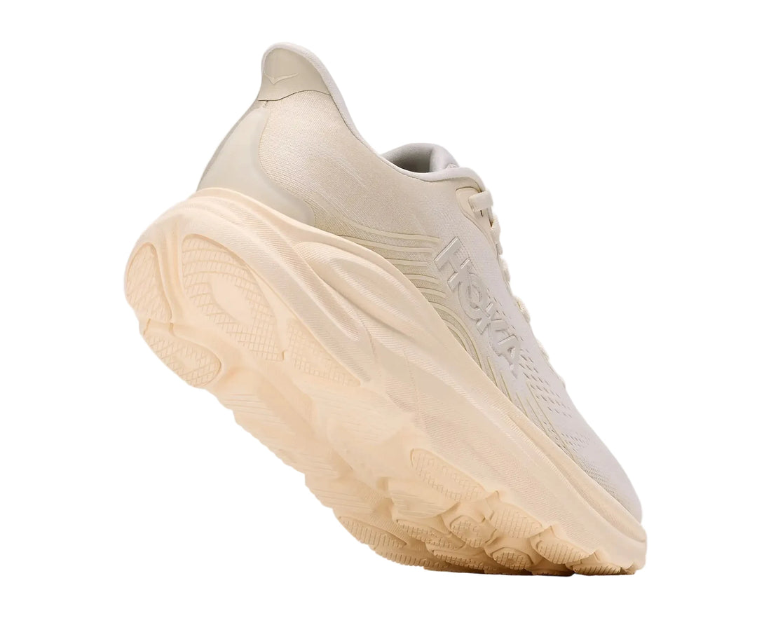 WOMEN'S HOKA CLIFTON 11 | ALABASTER | OAT MILK