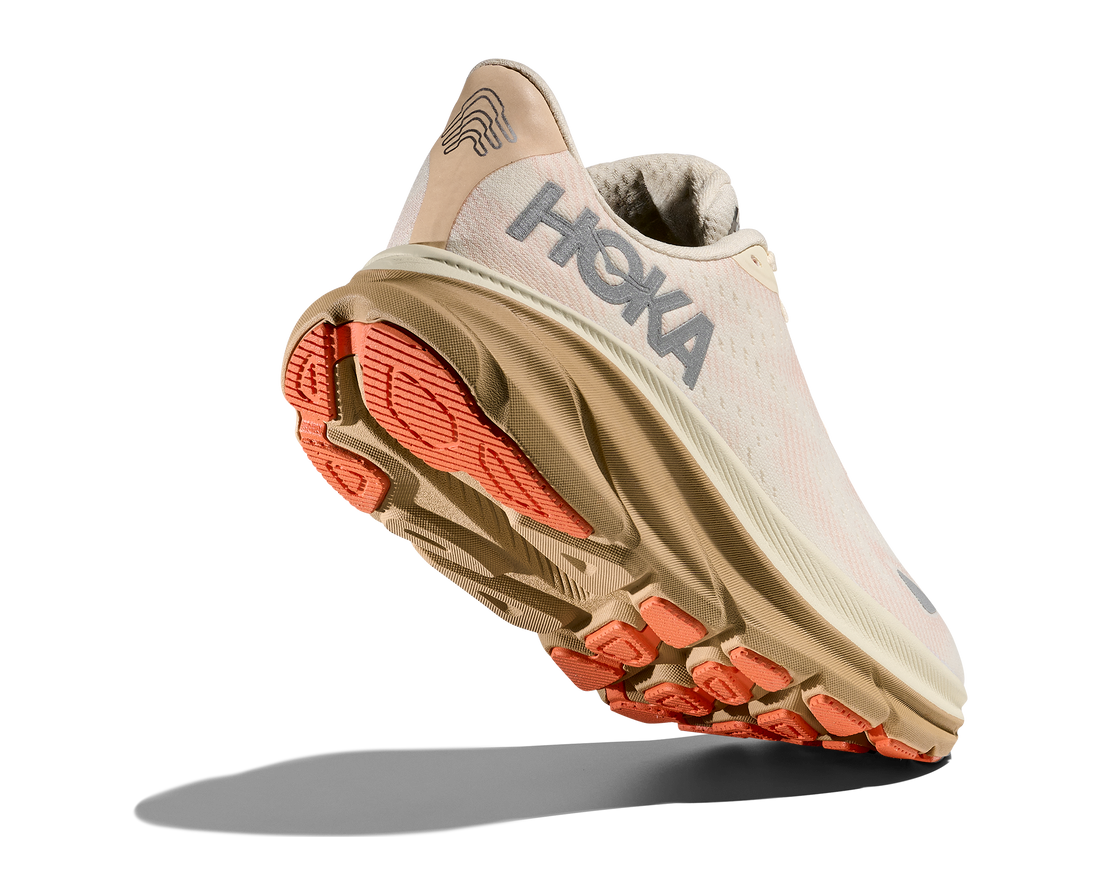 WOMEN'S HOKA CLIFTON 9 GTX | EGGSHELL / KHAKI