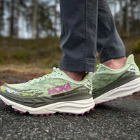 WOMEN'S HOKA STINSON 7 | SEED GREEN / BEET ROOT