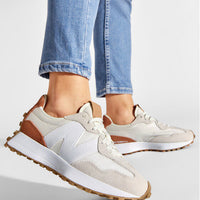 WOMEN'S NEW BALANCE 327 | SEA SALT / RUST OXIDE