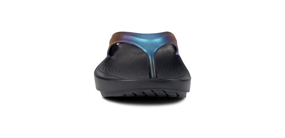 WOMEN'S OOFOS OOLALA LUXE SANDAL | MIDNIGHT SPECTRE