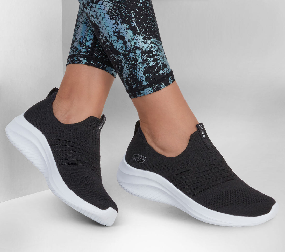 WOMEN'S SKECHERS SLIP-INS: ULTRA FLEX 3.0 SMOOTH STEP | BLACK