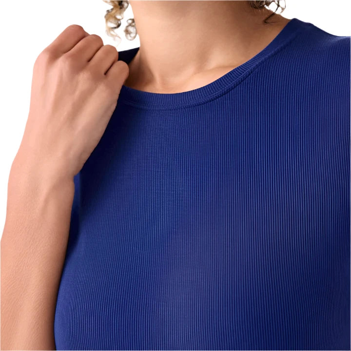 WOMEN'S TAVI RIBBED TEE | DEEP NAVY