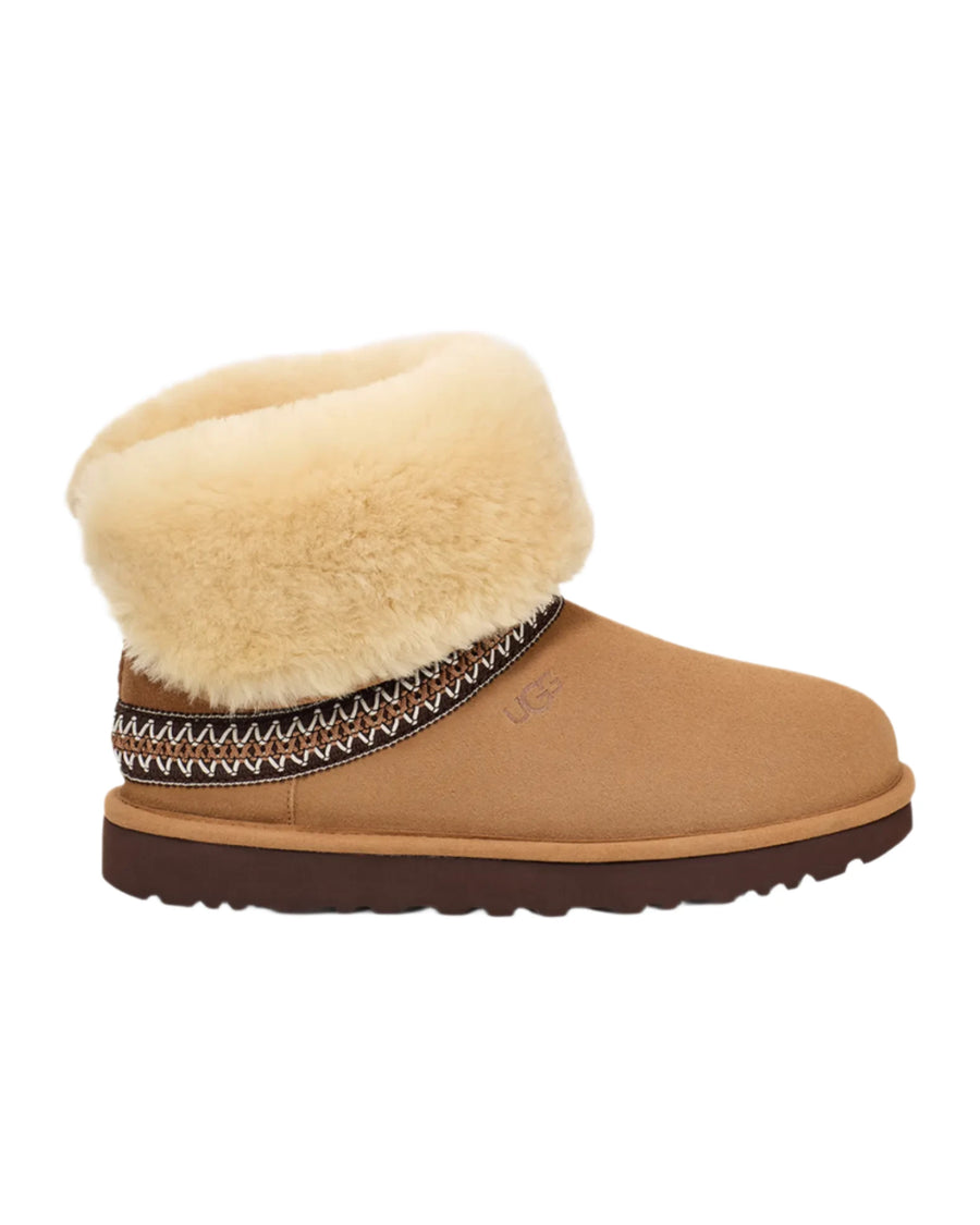 WOMEN'S UGG CLASSIC SHORT CRESCENT | CHESTNUT