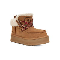 WOMEN'S UGG FUNKARRA CABIN CUFF | CHESTNUT