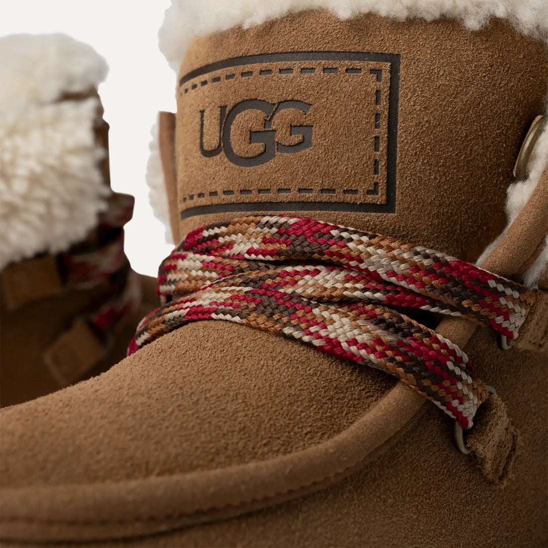 WOMEN'S UGG FUNKARRA CABIN CUFF | CHESTNUT