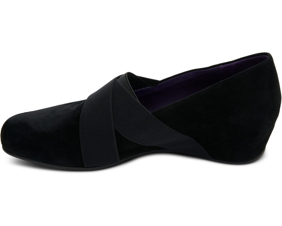 WOMEN'S VANELI MAIYA | BLACK SUEDE