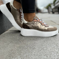 WOMEN'S WONDERS ROMA SNEAKER | TREND TAUPE / NYLON CHAMPAGNE