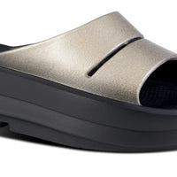 WOMEN'S OOFOS OOMEGA OOAHH SLIDE | LATTE