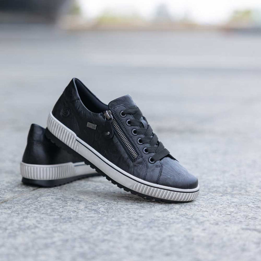 WOMEN'S REMONTE MADITTA SNEAKER | BLACK