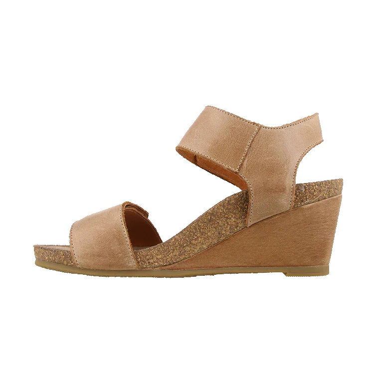 WOMEN'S TAOS CAROUSEL 3 | TAN