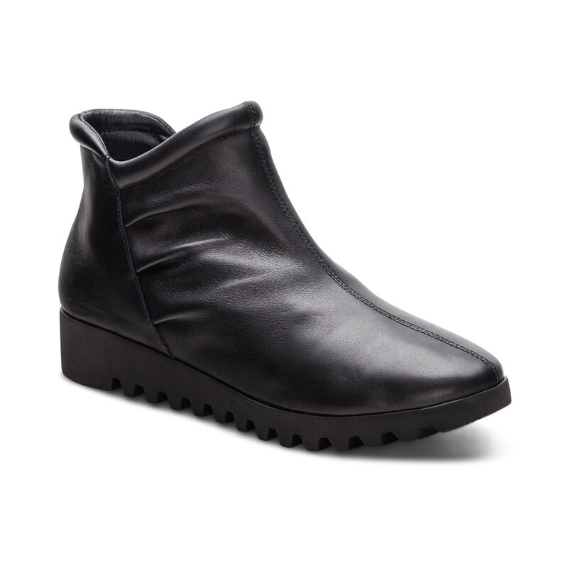 WOMEN'S AETREX ZOEY BOOT | BLACK LEATHER