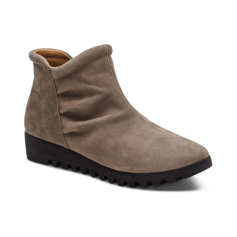 WOMEN'S AETREX ZOEY BOOT | DARK TAUPE