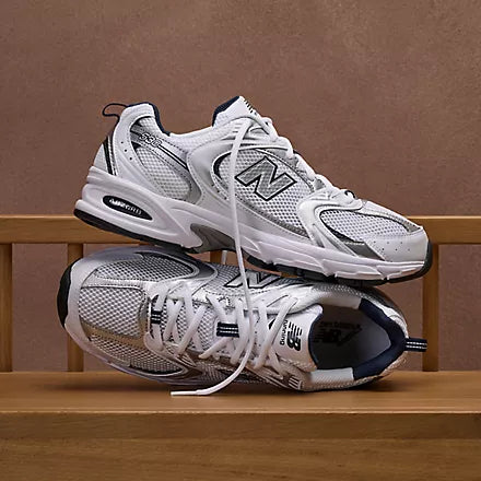 WOMEN'S NEW BALANCE 530 | WHITE BLUE