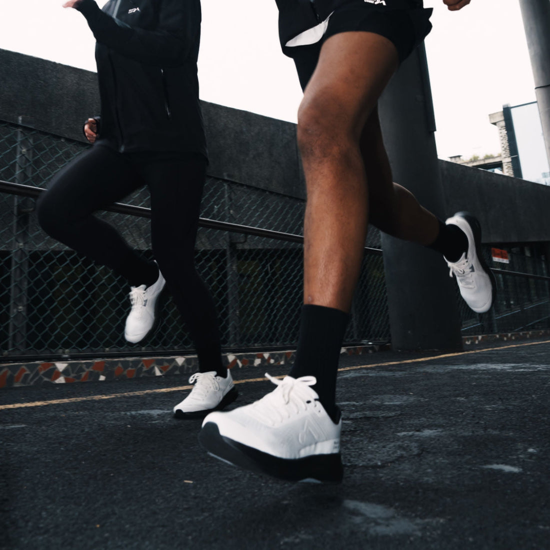 MEN'S MOUNT TO COAST P1 | WHITE BLACK